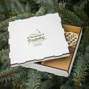 Krabička na dřevěné ozdoby na vánoční stromeček