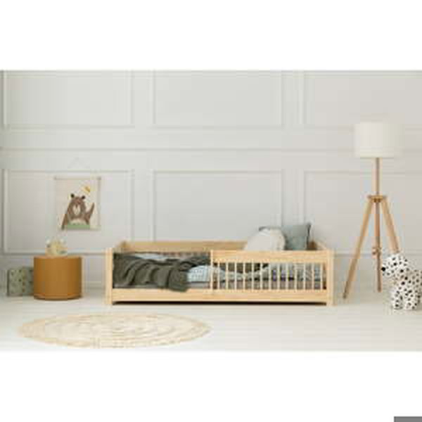 Dětská postel z borovicového dřeva v přírodní barvě 90x200 cm Mila CPW – Adeko